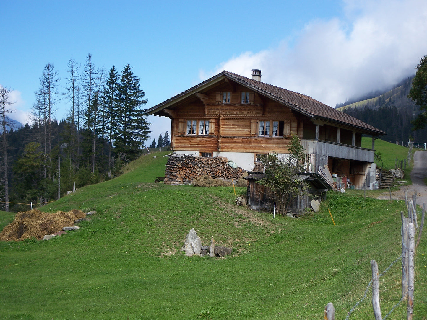 Kandersteg; Trekking and painting in the Bernese Oberland